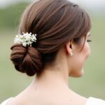 Coiffures chignon élégantes pour invitées de mariage, faciles à réaliser soi-même